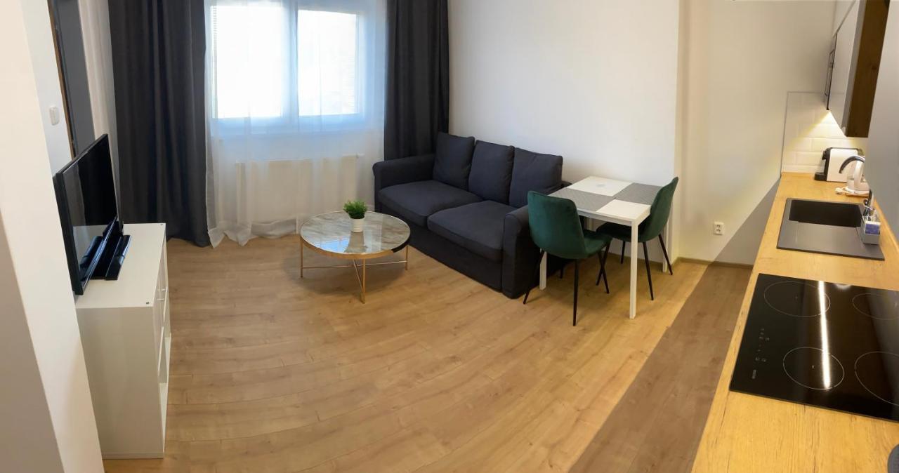 Frydecka Apartments اوسترافا المظهر الخارجي الصورة